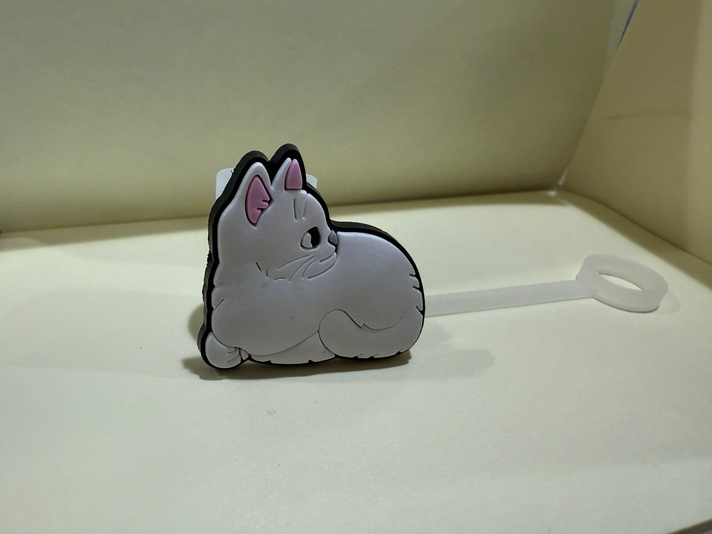 Straw cover kitten theme