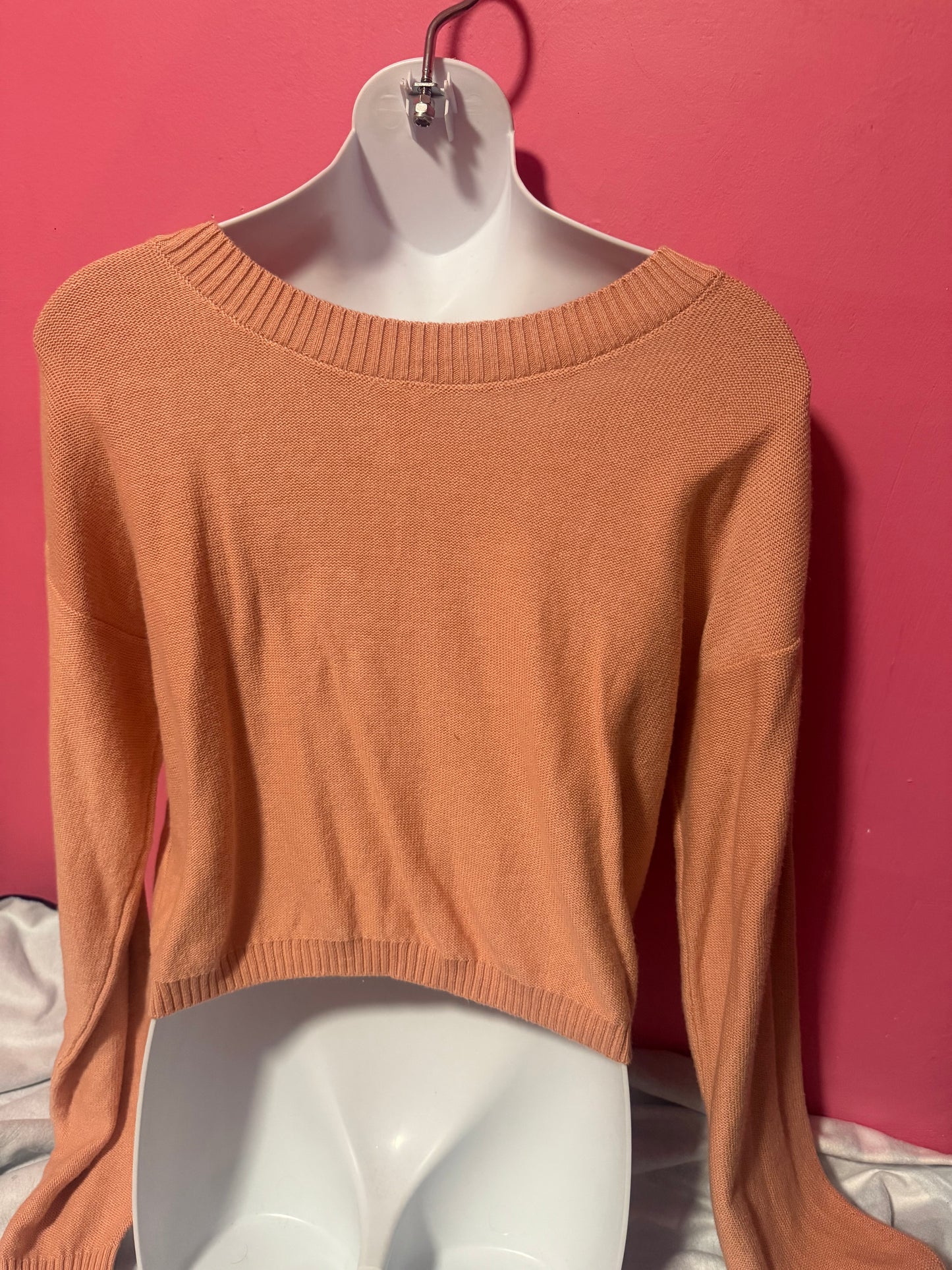 Long sleeve crop top sweater