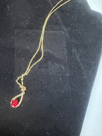 Rose pendent necklace
