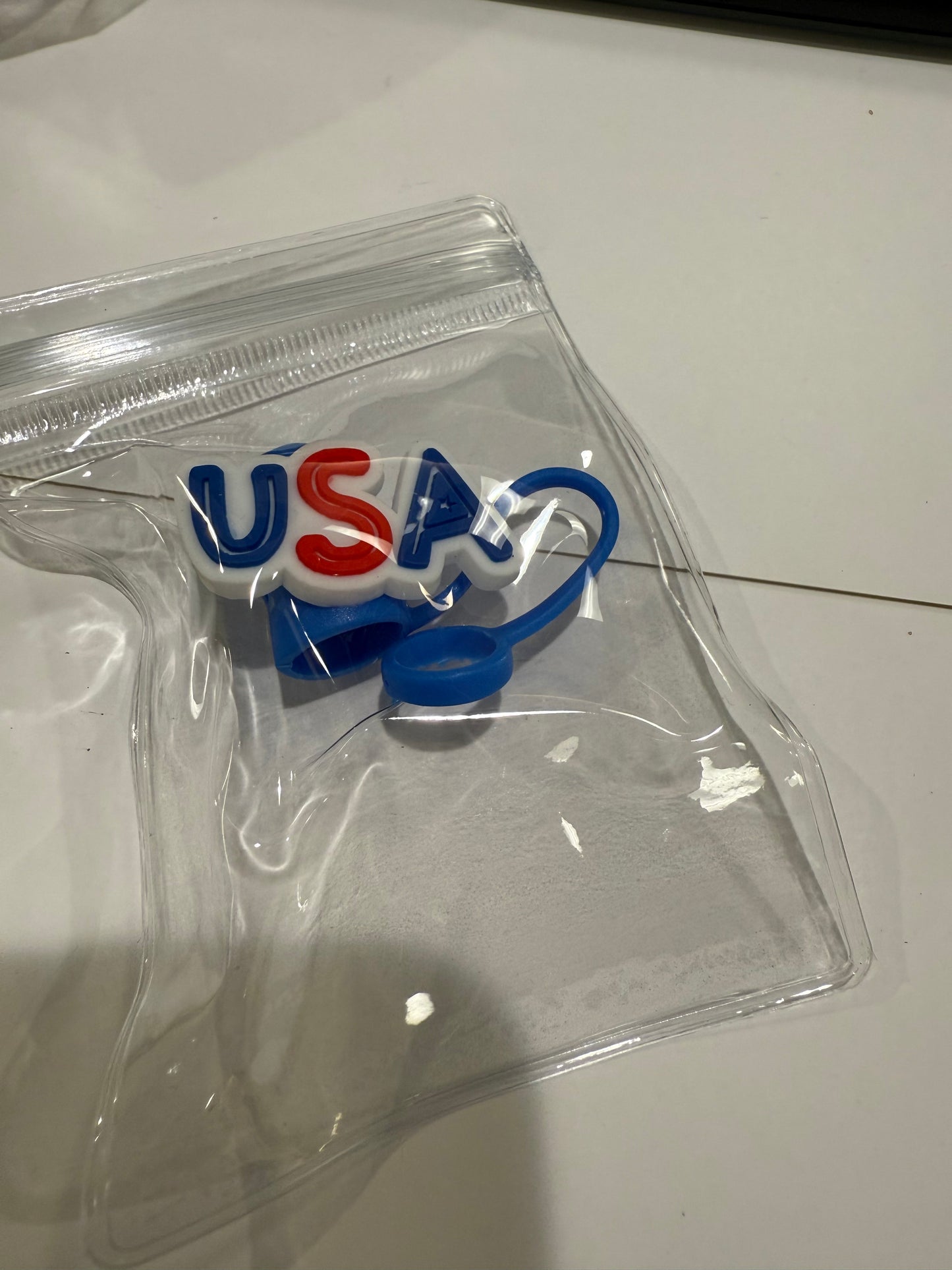 Straw cover patriotic theme