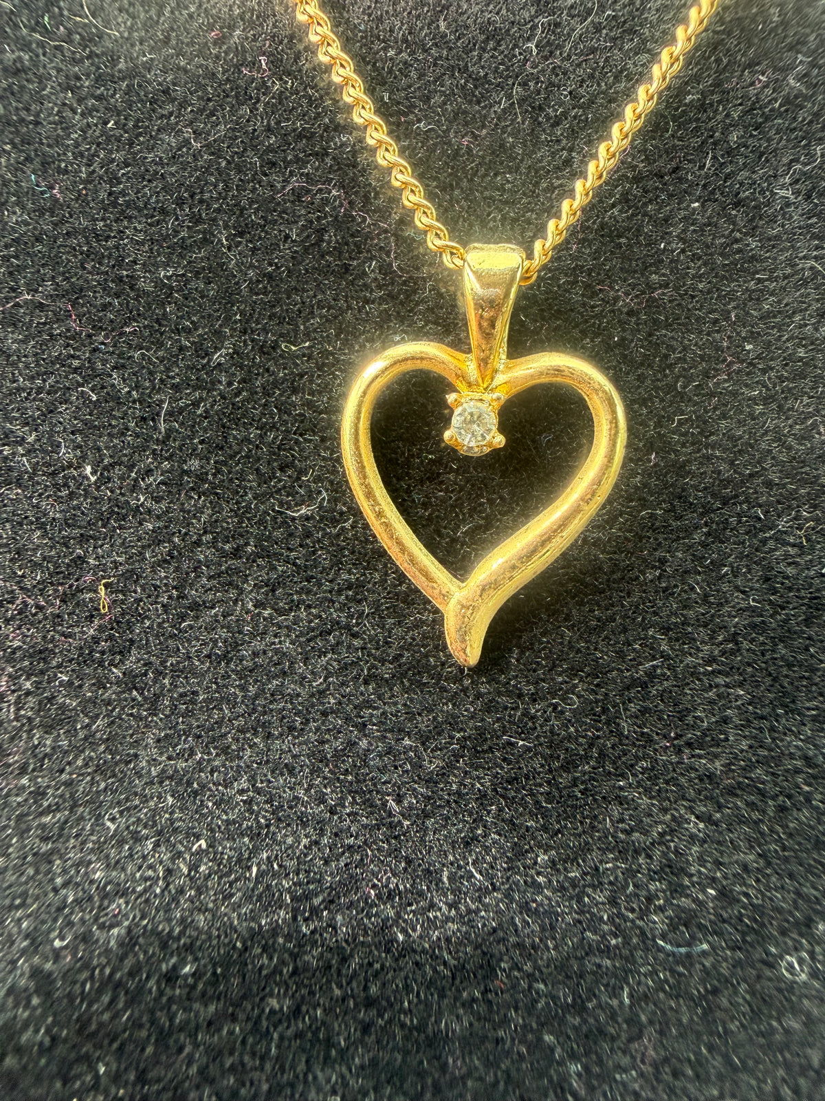 Heart pendent cubic zirconia necklace