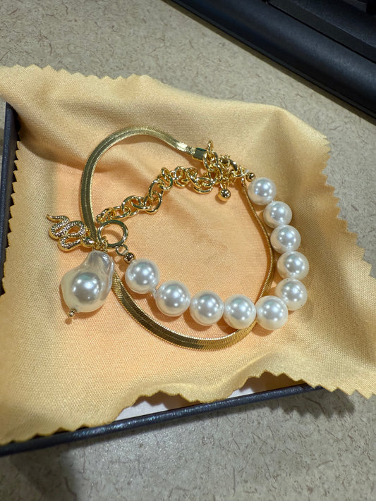 Pearl Bracelet
