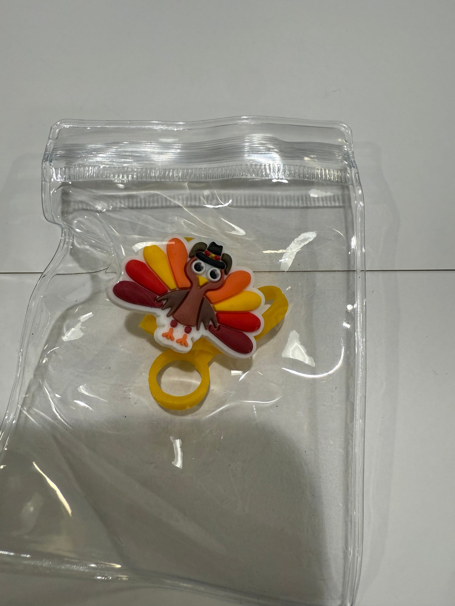 Straw cover Thanksgiving theme