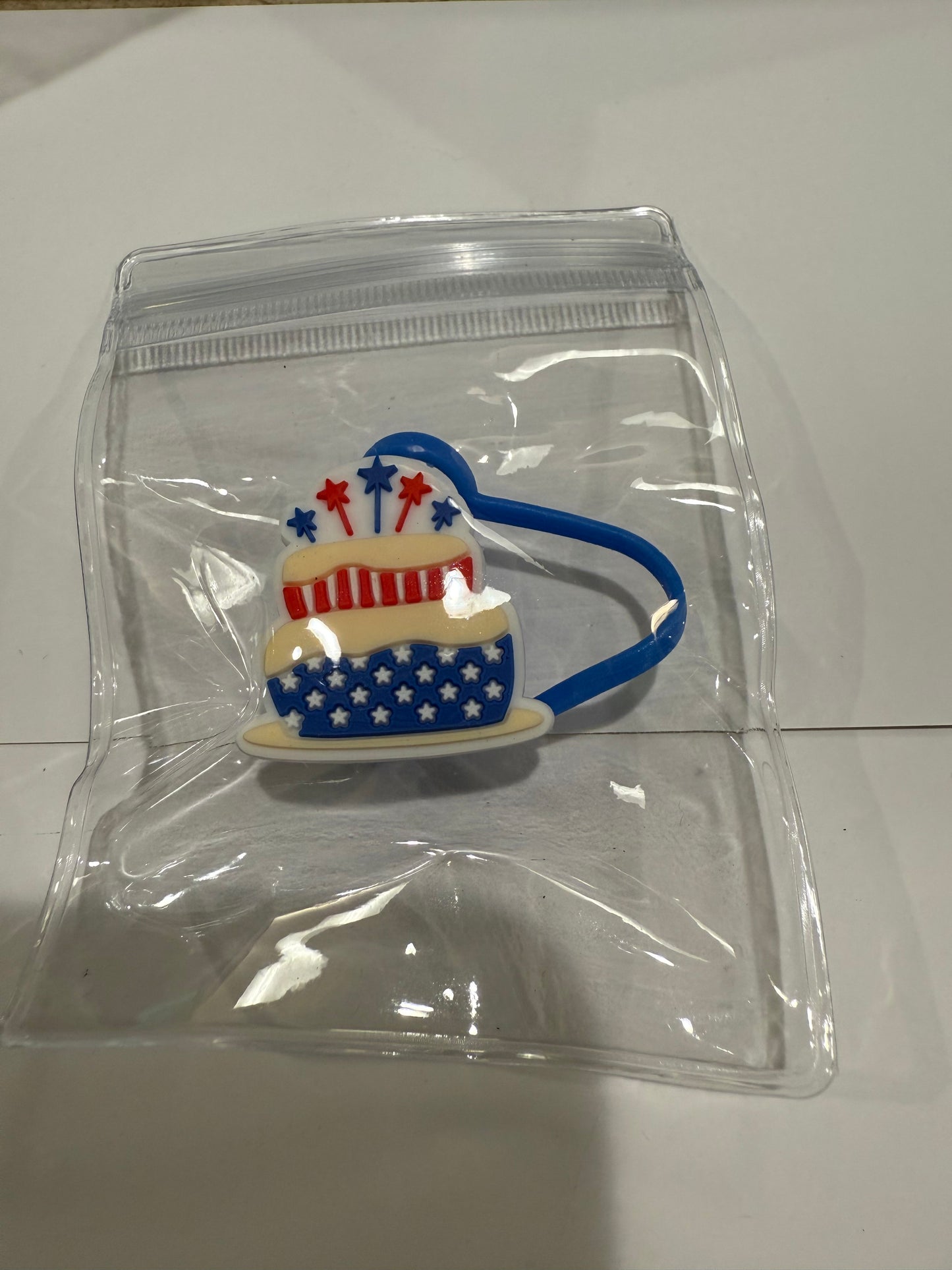 Straw cover patriotic theme